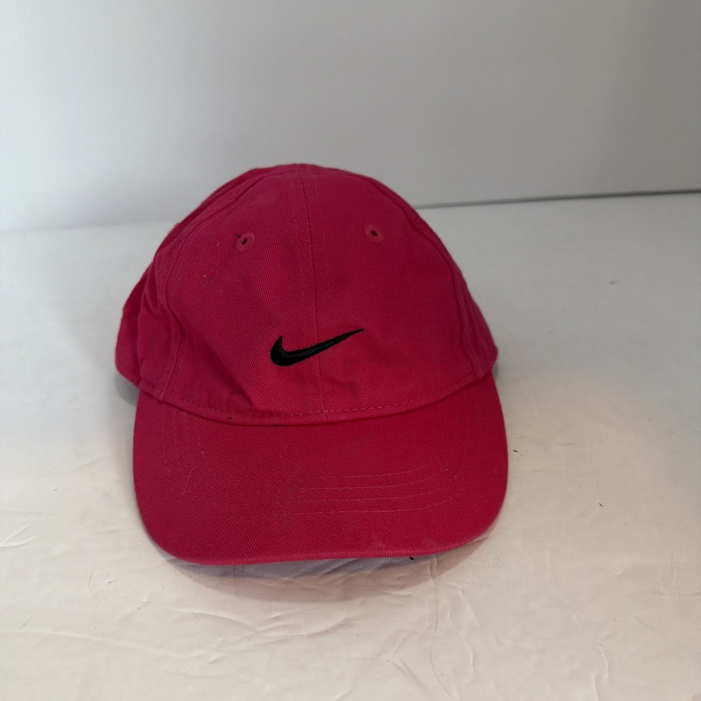 Nike  Infant Adjustable Hat Pink Cotton Swoosh Logo Cap